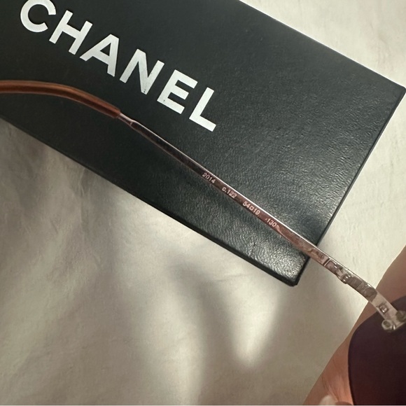 VTG CHANEL RIMLESS SUNGLASSES - Picture 6 of 6